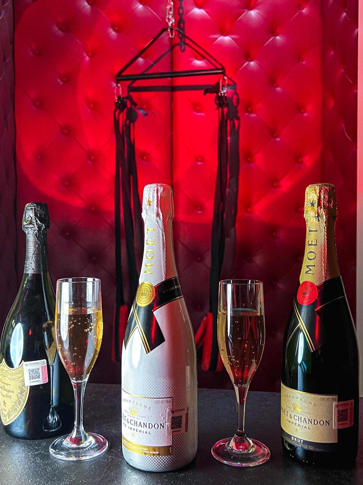 Motel Boutique Qatro エンセナダ エクステリア 写真