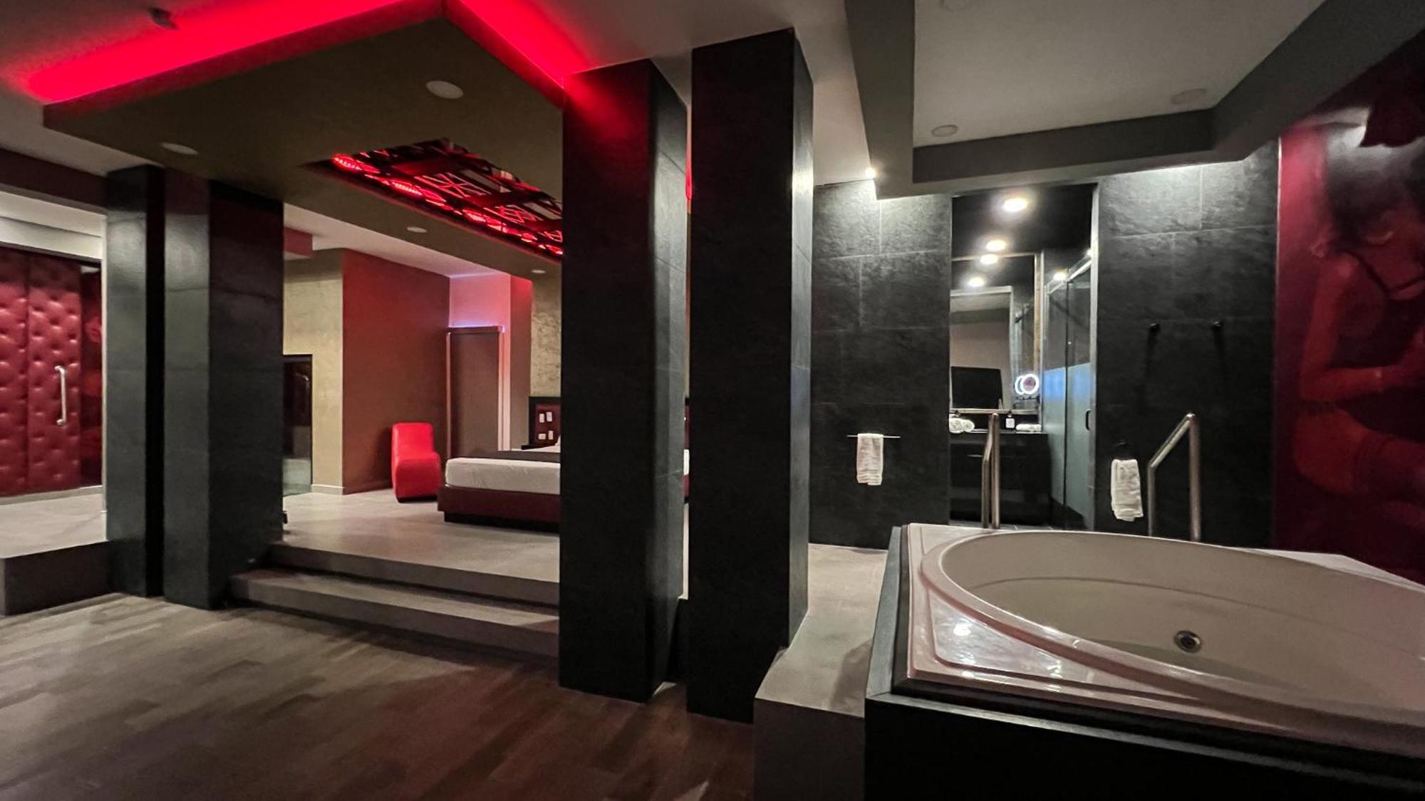 Motel Boutique Qatro エンセナダ エクステリア 写真
