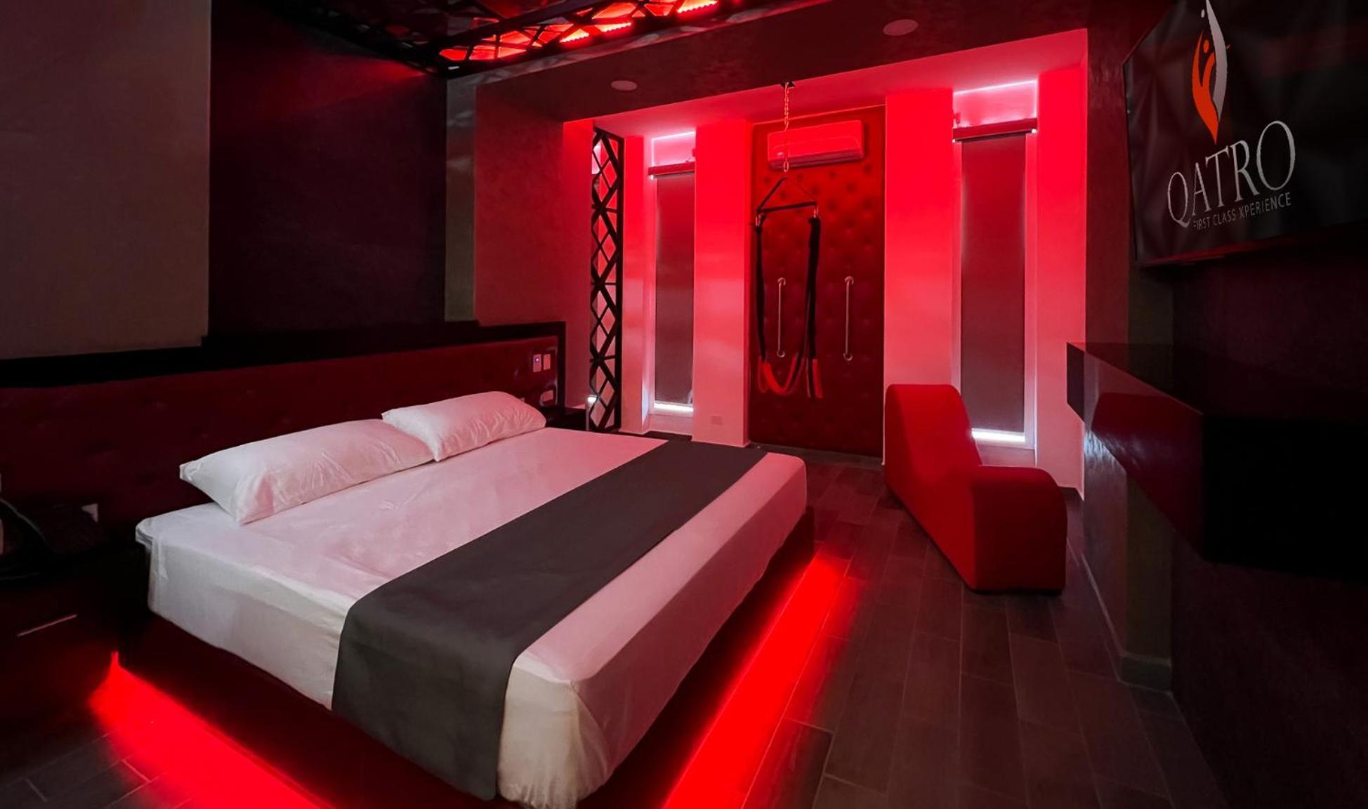 Motel Boutique Qatro エンセナダ エクステリア 写真