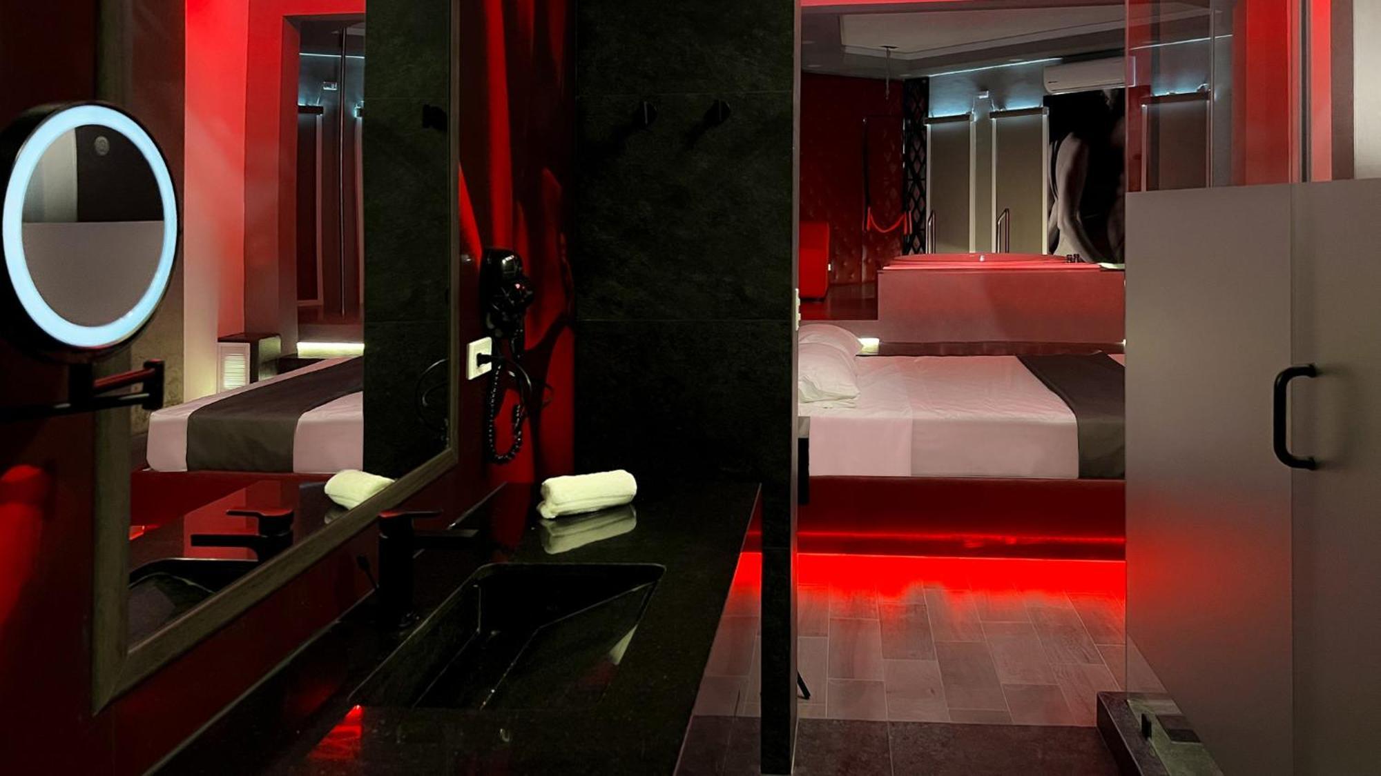 Motel Boutique Qatro エンセナダ エクステリア 写真